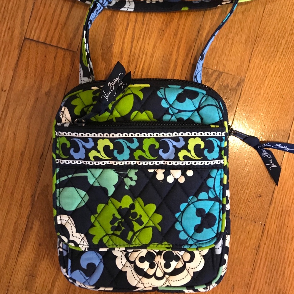Crossbody Vera Bradley Hidden Mickey Purse